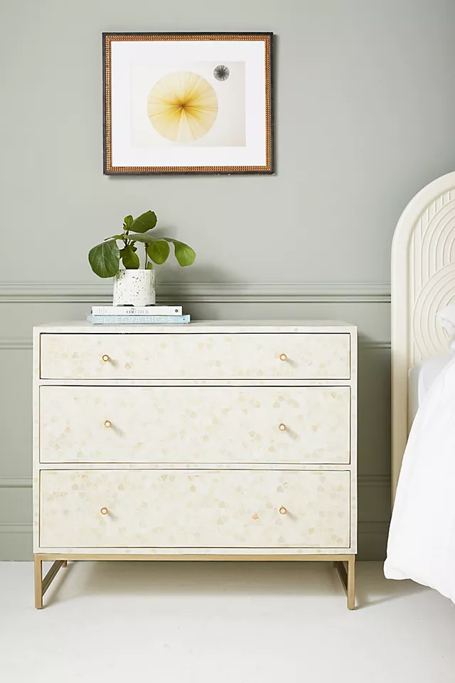 Star Inlay 3-Drawer Dresser